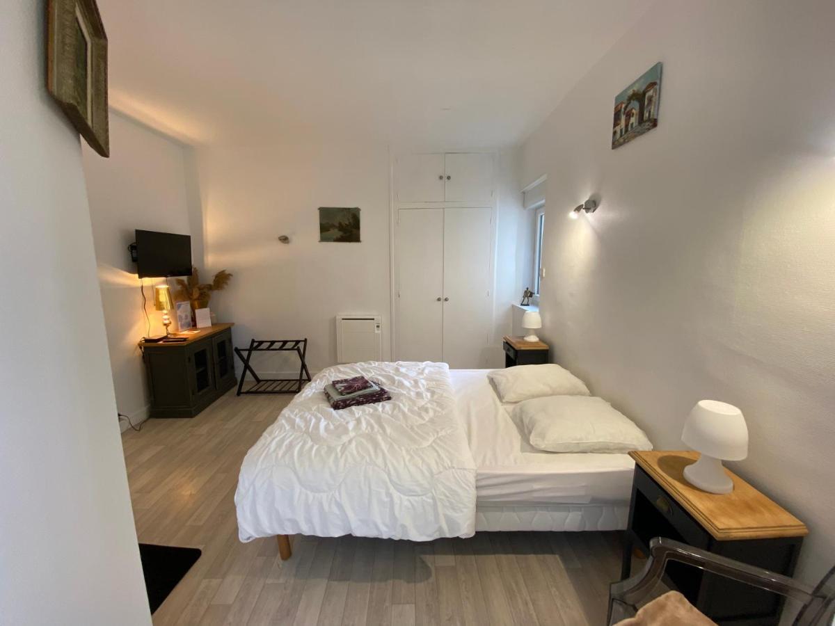 Chambre & Salle De Bain Privee - Lv 33 Argenton Sur Creuse Exterior foto