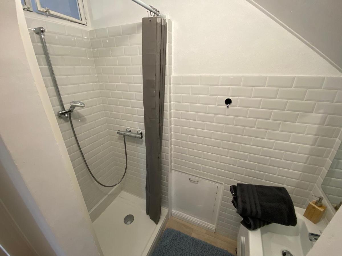 Chambre & Salle De Bain Privee - Lv 33 Argenton Sur Creuse Exterior foto